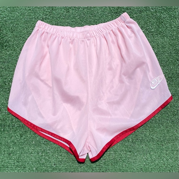 Vintage 80's Nike Spellout Pink Lined Sprinter Short Shorts Women’s Size Medium - Picture 1 of 9
